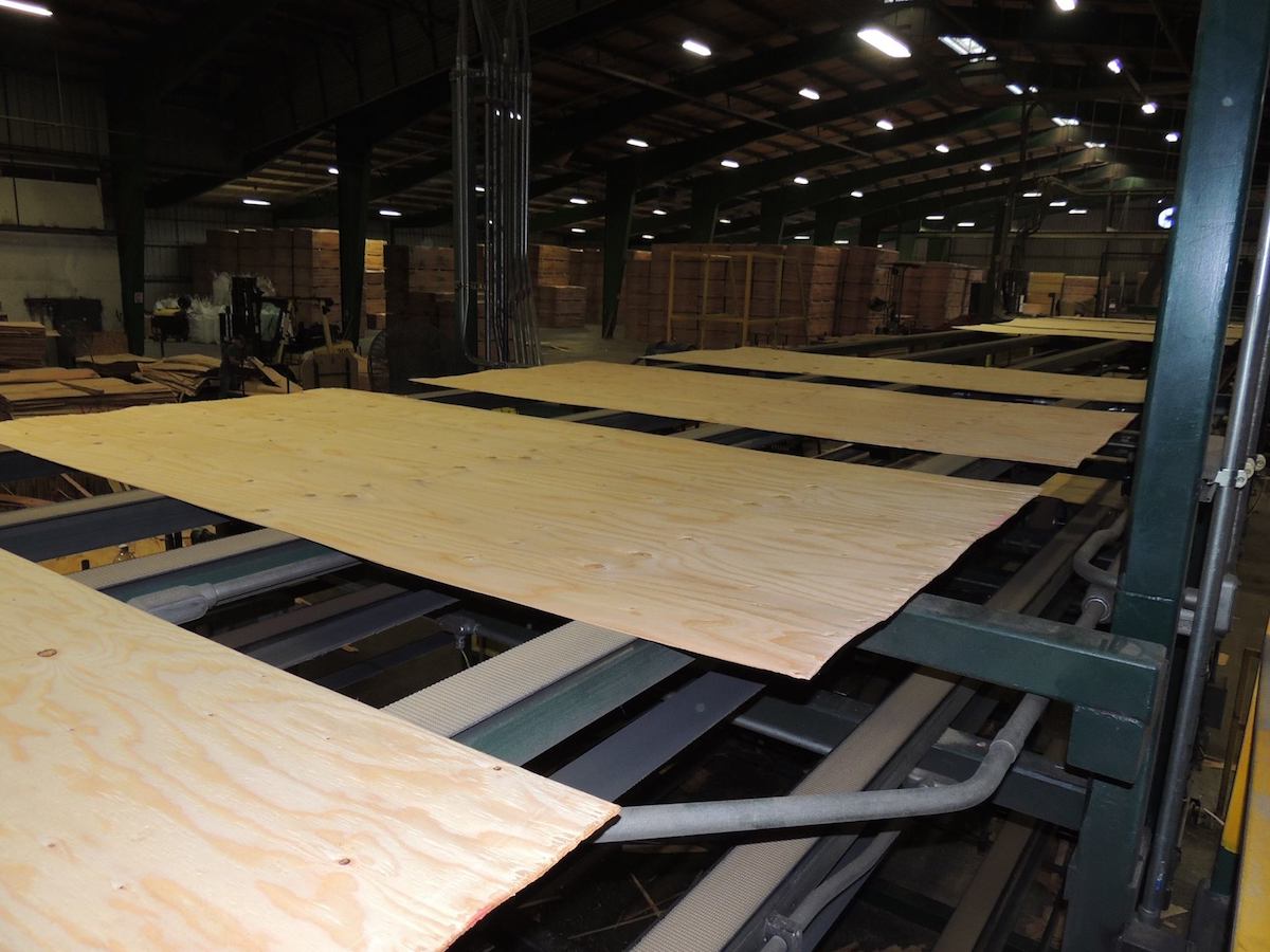 September Market Report: Freres Lumber Sees Volatile Markets Continuing